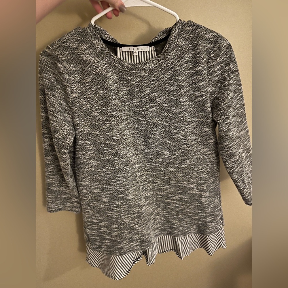 Ezra grey sweater with a tie patterned back-slightly worn